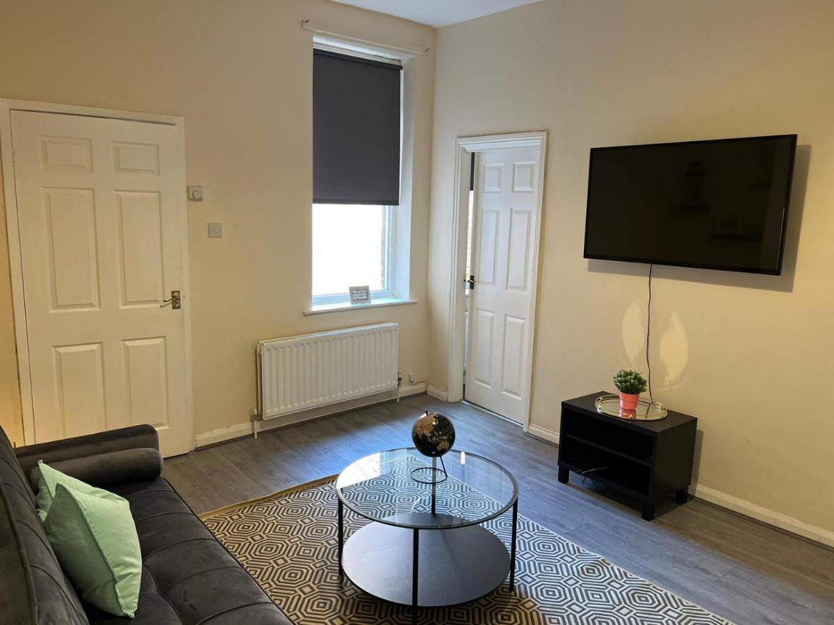 Aa Gateshead Apartment Bagian luar foto