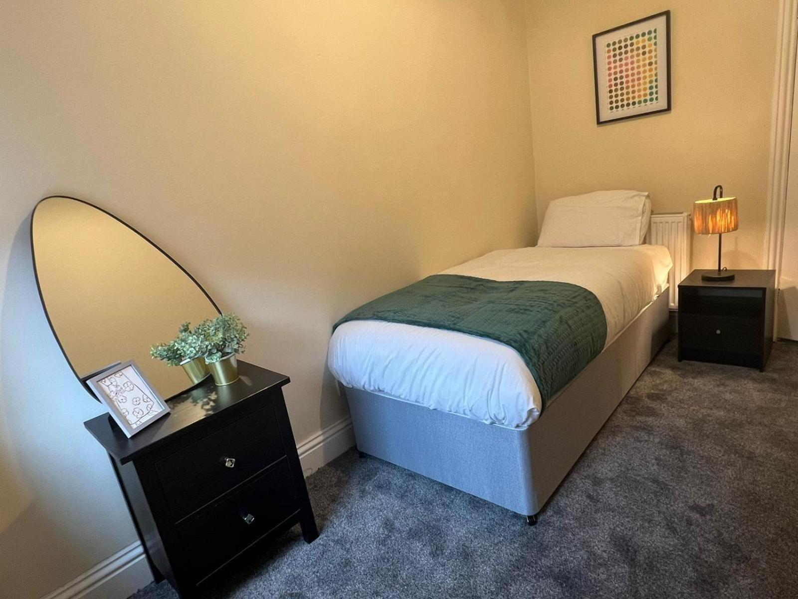 Aa Gateshead Apartment Bagian luar foto